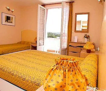 Mas De La Tour Hotel Gargas  3*, Gargas (Vaucluse)